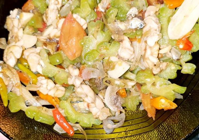 Easiest Way to Cook Appetizing Tumis pare / tidak pahit