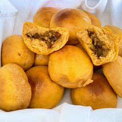 A picture of Sweet Potato Bread Bun Chicken Stuffed.