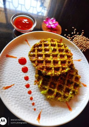 A picture of Kulith veggie waffle.