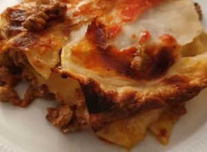 Una foto de Lasagna a la bolognese