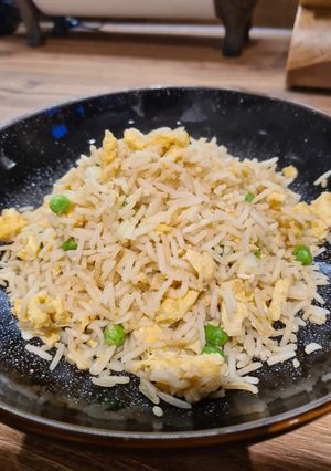 A picture of Egg fried rice.
