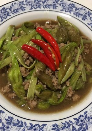 รูปของ ดอกชมจันทร์หมูสับผัดน้ำมันหอยคีโต