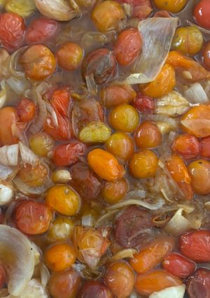 A picture of Grilled Tomatoes (Cà chua nướng).
