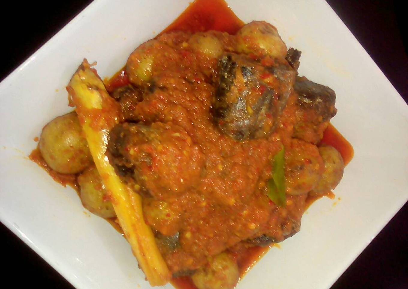 Ikan tongkol bumbu special