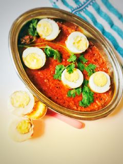 एग मसाला(egg masala recipe in hindi) रेसिपी मुख्य फोटो