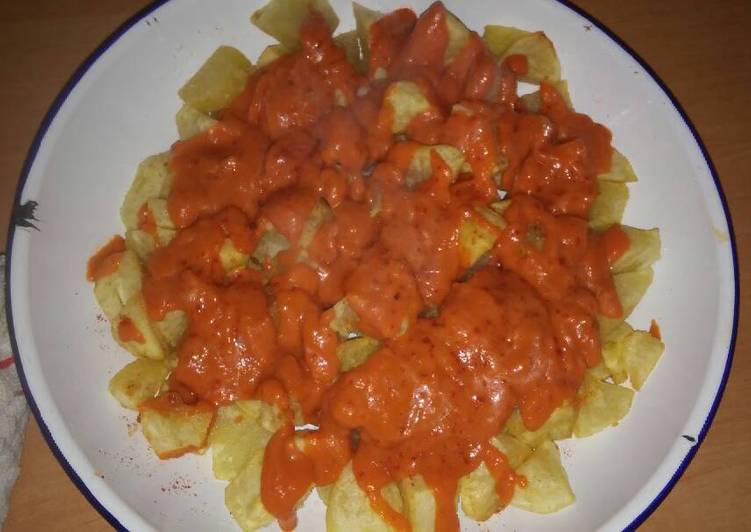 Patatas bravas