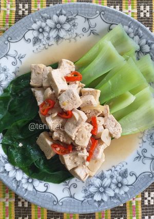 Foto resep Pokcoy Siram Tahu Masak Kecap Inggris