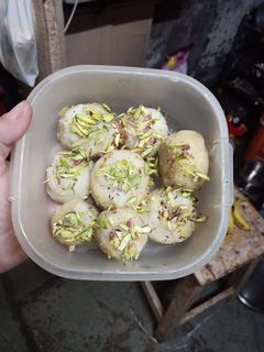 ડ્રાયફ્રુટ રોયલ ઘારી(Dryfruit royal ghari recipe in Gujarati) રેસીપી મુખ્ય ફોટો