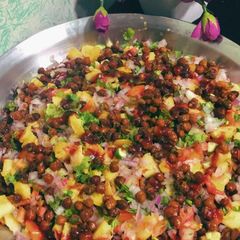 A picture of Black Chana chaat.