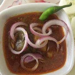 A picture of Potato brinjal vegetable.