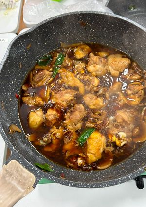 A picture of Three Cup Chicken (San Bei Ji).
