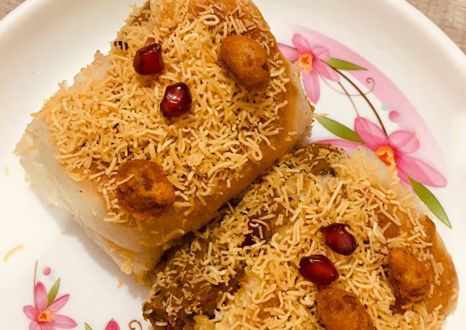 Kacchi Dabeli