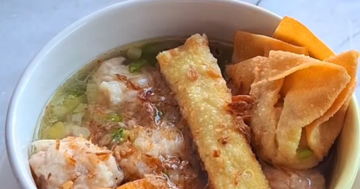 Bakso Ayam Pangsit Kuah