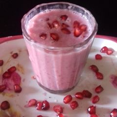 A picture of Pomegranate smoothie.