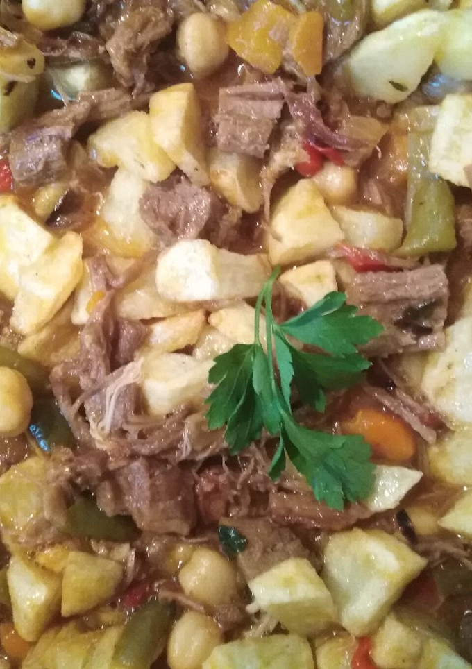 Una foto de Ropa vieja carne y pollo!!
