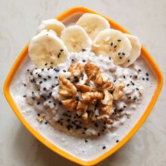 A picture of Vegan Banana Oatmeal.