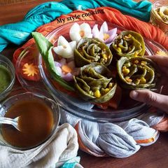 A picture of Palak Rose Momos.