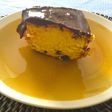 Bizcocho de mandarina, chocolate y escamas de sal