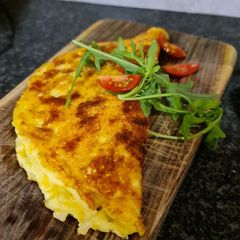 Cheesy omelette A picture of Cheesy omelette.