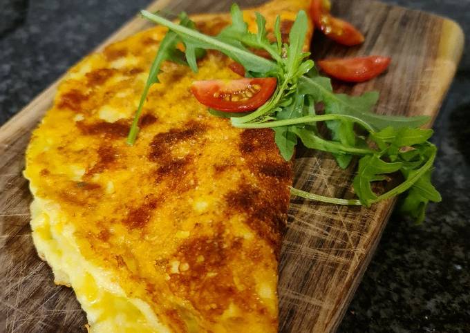 Cheesy omelette