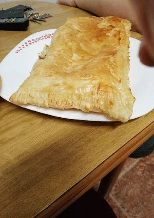 Una foto de Empanada de carne y queso