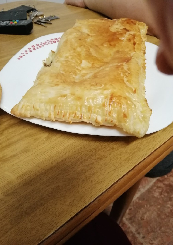 Una foto de Empanada de carne y queso