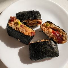 A picture of Spicy Tuna Onigirazu.