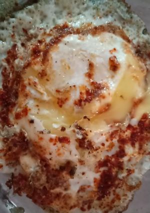 A picture of Half egg fry.