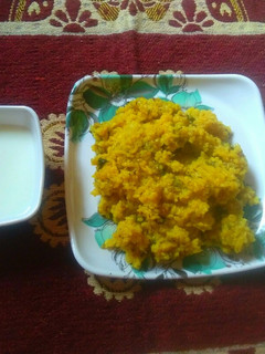 પાલક લસુણી ખીચડી (Palak Lasuni Khichdi Recipe In Gujarati) રેસીપી મુખ્ય ફોટો