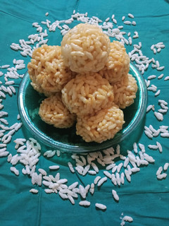 મમરા ના લાડુ (Mamara Ladoo Recipe In Gujarati) રેસીપી મુખ્ય ફોટો
