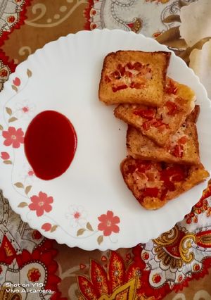मलाई टोस्ट (malai toast recipe in Hindi) रेसिपी मुख्य फोटो