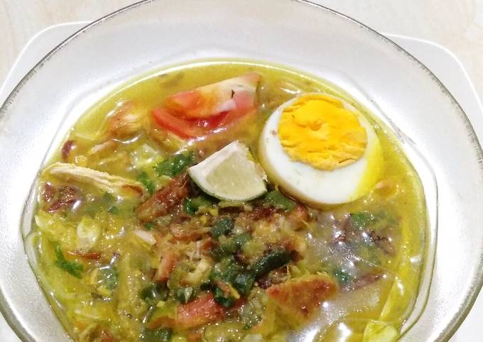 Soto Ayam Lamongan Suegeeerrr