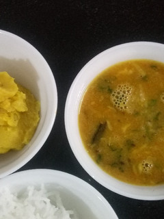 લચકો દાળ અને ઓસામણ રેસીપી મુખ્ય ફોટો