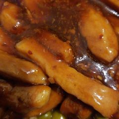 A picture of Pork stir fry.