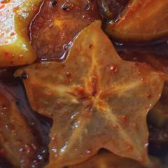 A picture of Juicy, sweet and sour star fruit pickle.