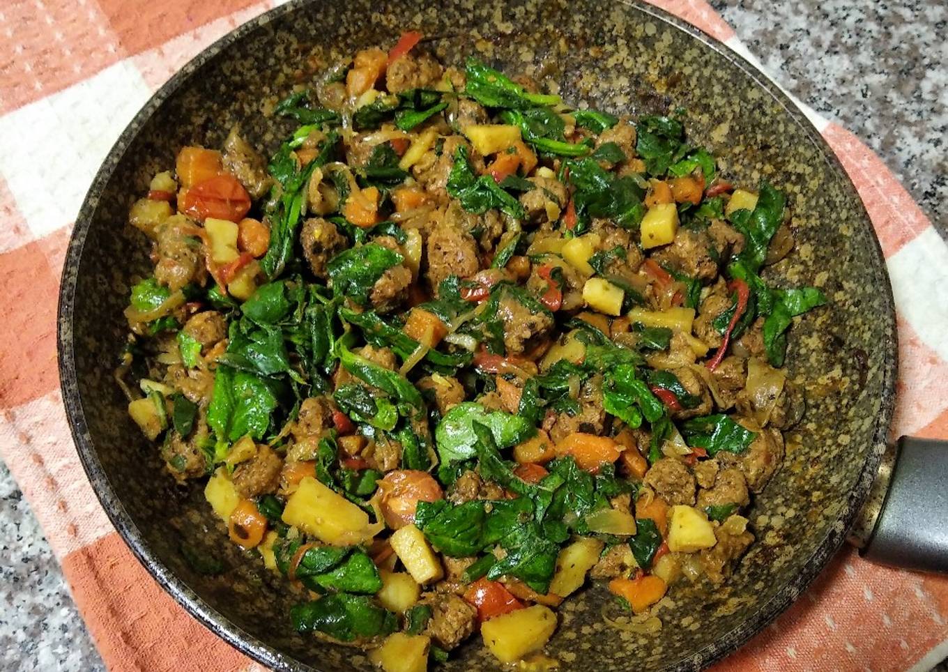 Salteado vegano express -para acompañar con lo que quieras- :)