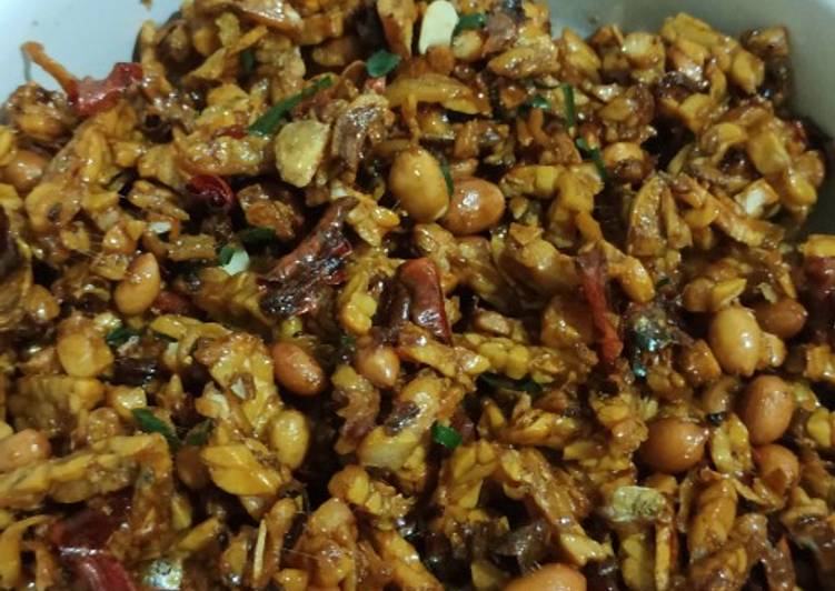 Kering Tempe Teri Kacang Daun Jeruk