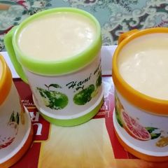A picture of Mango shake.