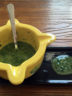 Una foto de Mojo verde