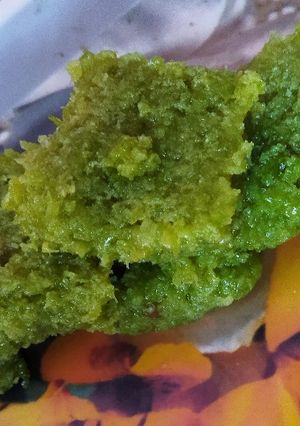 लौकी कि बर्फ़ी (lauki ki barfi recipe in Hindi) रेसिपी मुख्य फोटो