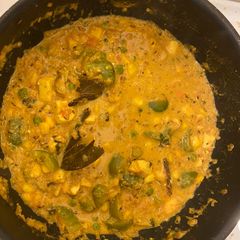 A picture of Paneer capsicum gravy.