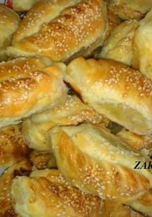 Фото Гезлевские слоеные пирожки с мясом(Gezlev katmerli yantiklar).