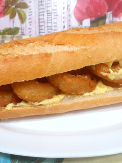 Una foto de Bocata de calamares con mahonesa casera