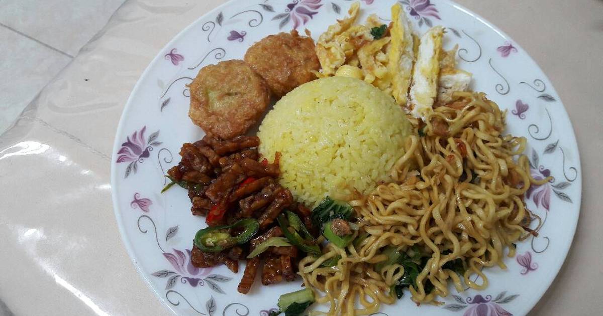 Resep Nasi Kuning Simpel Oleh Tia Amalia Cookpad 8411