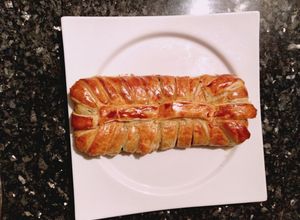 Foto principal de Trenza de hojaldre con salmón y espinacas