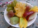 Mâm trái cây nhiệt đới