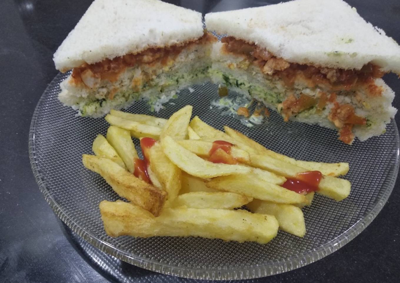 Triple layer sandwich