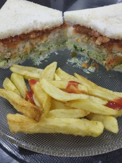 A picture of Triple layer sandwich.