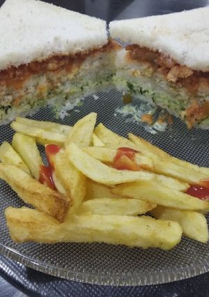 A picture of Triple layer sandwich.