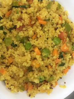 वेजिटेबल दलिया (Vegetable daliya recipe in Hindi) रेसिपी मुख्य फोटो